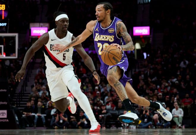 開拓者115-123湖人！湖人4連勝又爆一新星，楊瀚森遭棄用成吉祥物