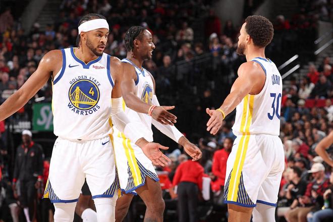 狂飆8三分破紀錄，勇士奇兵熬出頭！庫裏兩戰轟95分後喜迎3大利好