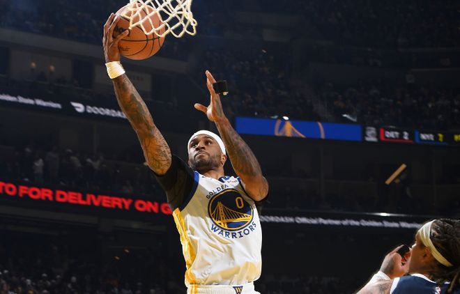 态度确实非常积极，但是勇士后场大闸确实防不了更加高大的对手？