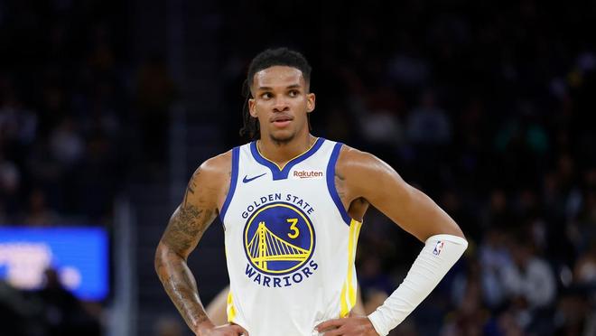 勇士陣中藏著大驚喜！56號(hào)秀成X因素，連球隊(duì)都沒(méi)預(yù)料到他的崛起