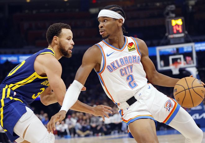 30場(chǎng)打完，雷霆26勝4負(fù)，16年勇士隊(duì)?wèi)?zhàn)績(jī)?nèi)绾?？差距比想象還要大