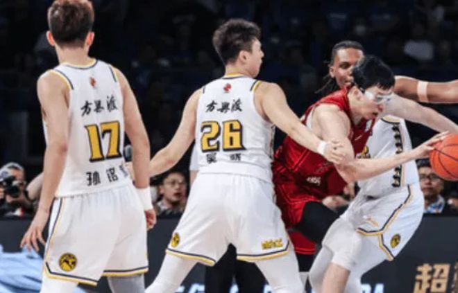 末節(jié)驚天逆轉(zhuǎn)！廣廈客場力克北京，搶回系列賽主場優(yōu)勢