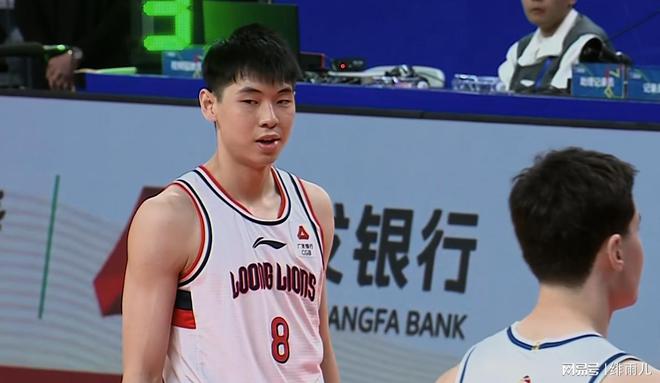 大鱼来了！NBA级锋线正式到位，将加盟广东队驰援杜锋？