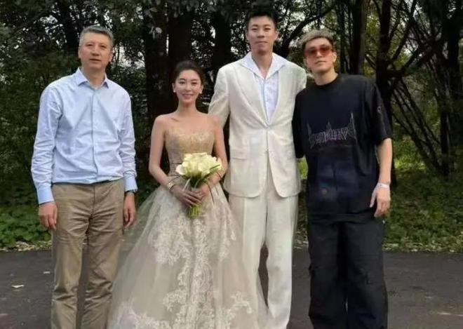 张镇麟举办婚礼，辽宁队无人参加；郭艾伦当伴郎、郭士强前往祝贺