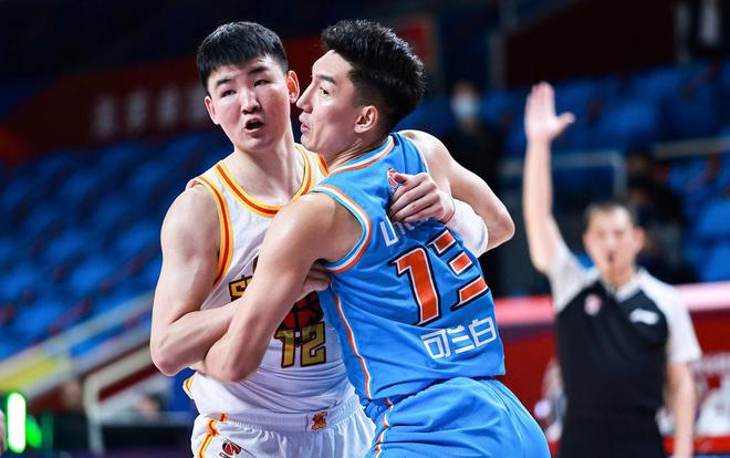 預(yù)定老將合同！15年CBA老將不退役，三分打動(dòng)杜鋒，讓出隊(duì)長(zhǎng)位置