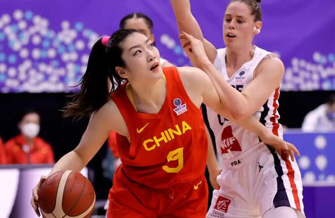 无缘热身赛名单！李梦和宫鲁鸣真不对付？其实国家队已找好备胎