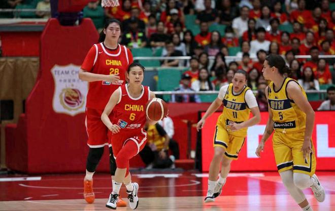 杨舒予22分 中国女篮124-57狂胜波黑女篮67分 张子宇16分