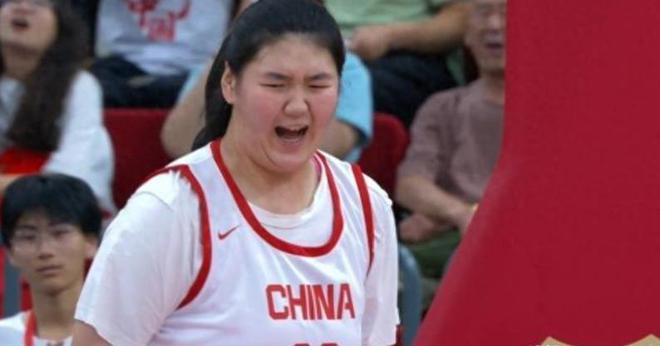 遗憾！2米28女篮新星离开国家队，宫鲁鸣亚洲杯困难了