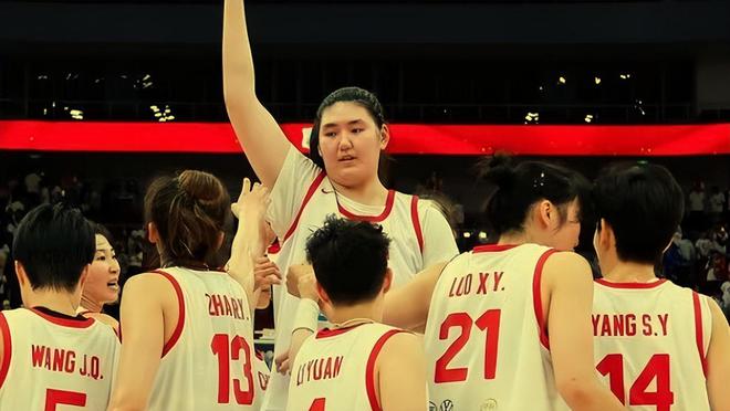 從只贏9分到32分大勝！張子宇無解，宮魯鳴技高一籌，日本隊服了