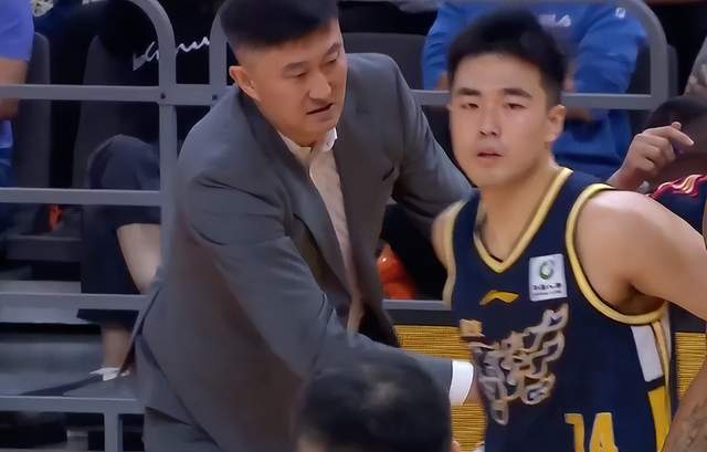 9分完勝！廣東豪取4連勝：徐杰轟17+6+6，外援攻防一體成驚喜