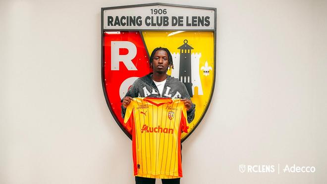 官方：朗斯簽下萊比錫中場(chǎng)海達(dá)拉；據(jù)悉轉(zhuǎn)會(huì)費(fèi)2000萬歐+浮動(dòng)