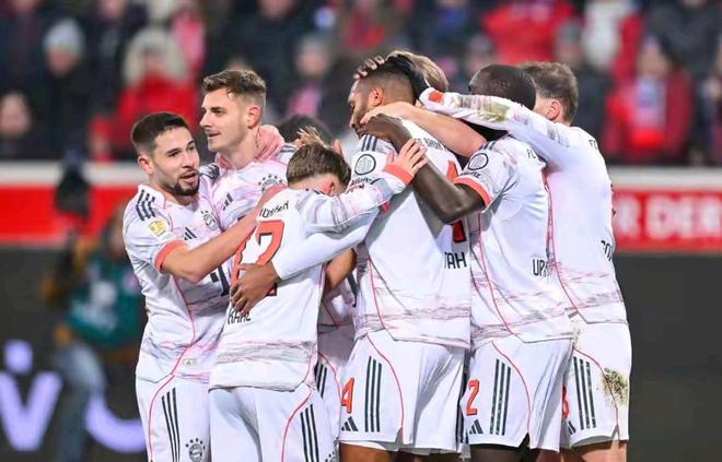 拜仁鑄就德甲年度神跡：全年霸榜榜首書寫全新歷史