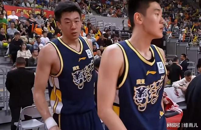 太適合廣東隊(duì)！CBA“全能鋒線”打成大腿，或被朱芳雨重金挖走？