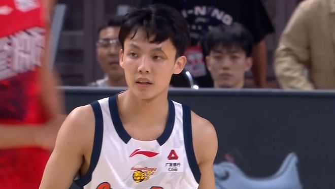 CBA瘋狂一夜！徐杰20+4廣東取五連勝，山西大勝南京，浙江又慘敗