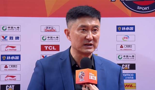 杜鋒也得靠外援！2強援合砍50分，廣東5連勝，徐杰20+4，徐昕啞火