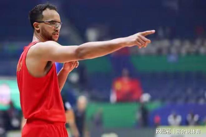 直接起飛！中國(guó)男籃決戰(zhàn)日本隊(duì)，收兩大喜訊，郭士強(qiáng)要打爆小日子