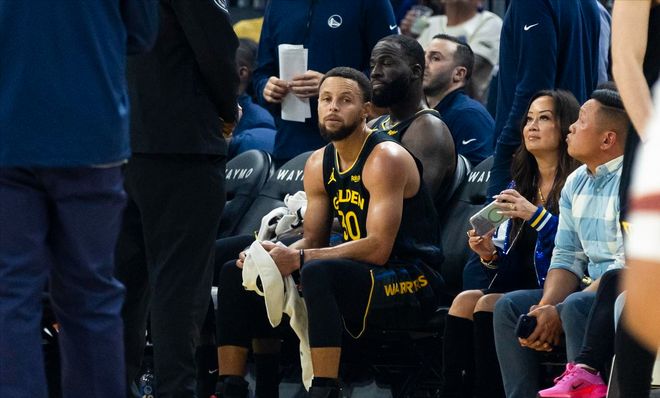 神奇小子打臉科爾，庫里末節(jié)表現(xiàn)無可挑剔，裁判最后吹罰說明問題