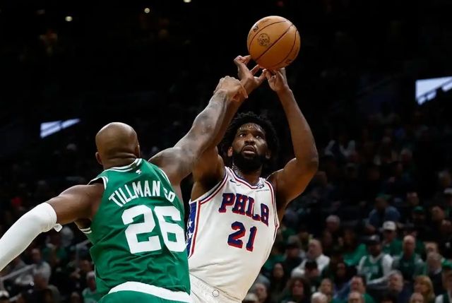 爆炸雙槍?zhuān)∑萍o(jì)錄74分！4分大帝該退位了！