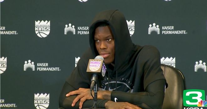 施羅德：當(dāng)對手一場46個罰球時比賽很難打，今天真的很艱難