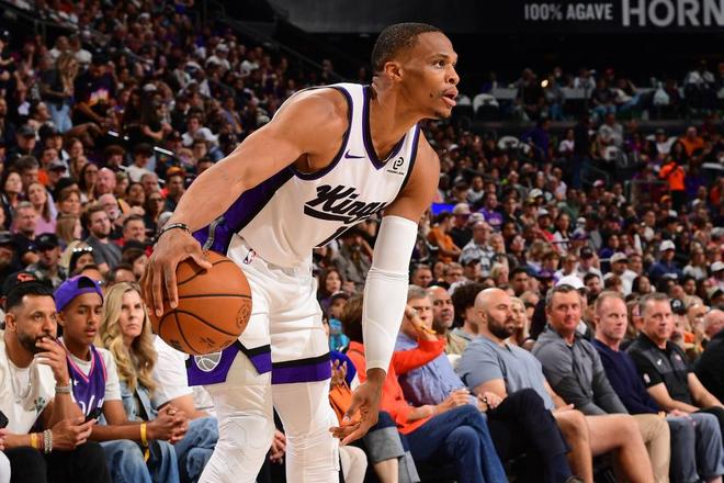 威少首秀8中2國王遭太陽20分逆轉(zhuǎn) 布克31分拉文德羅贊合砍59分