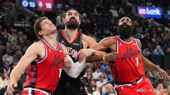 快船大勝夜：戰(zhàn)神卡返場(chǎng)，哈登自信表態(tài)，新秀值得期待