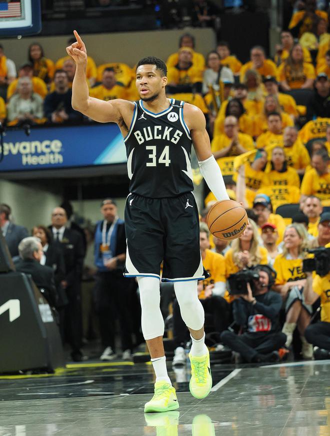 Windhorst：馬刺火箭籃網和鵜鶘是關注字母哥的球隊！