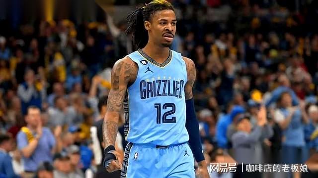 勇士内耗升级：库明加场均6分变背锅，是否面临重磅调整