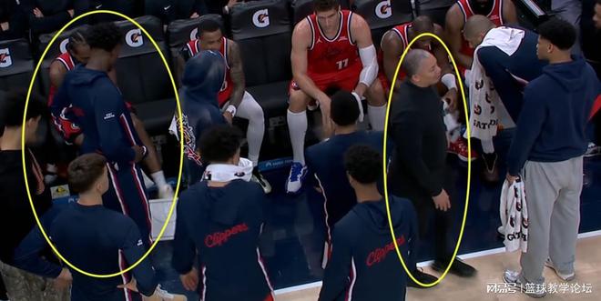 快船內(nèi)訌！泰倫盧怒摔戰(zhàn)術(shù)板！被倫納德一腳踢開