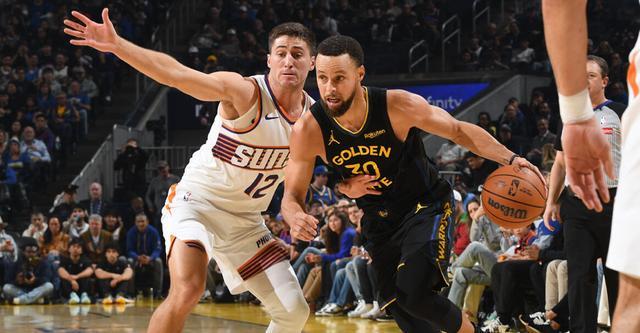 庫里28+9+6布克38+5 勇士主場(chǎng)復(fù)仇太陽