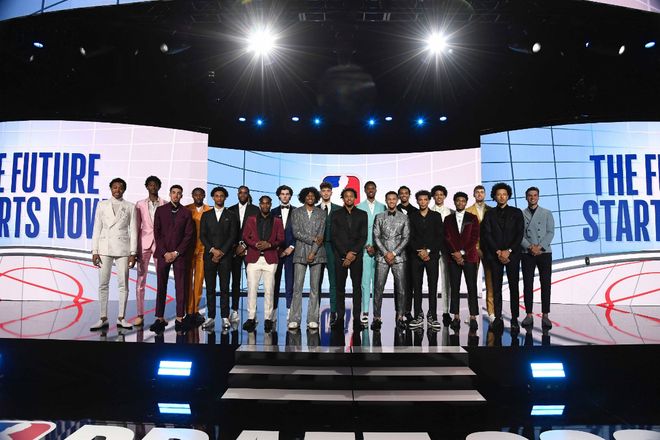 21屆太可怕，3人入選常規賽MVP榜單，今年或有7名球員進入全明星