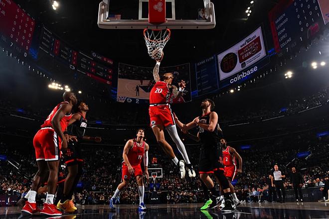 正在逐漸找到自己的位置，快船鋒線新援的作用也是越來越明顯了？