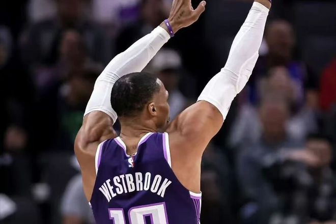 威少絕平！加時賽上被絕殺，杜蘭特準三雙成空砍！火箭隊在干什么