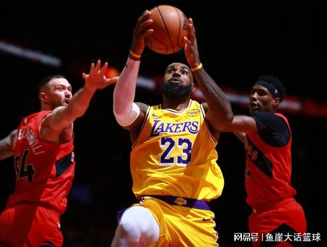 湖人123-120猛龙！无解的不是赢球，而是詹姆斯8+6+11证明两事实