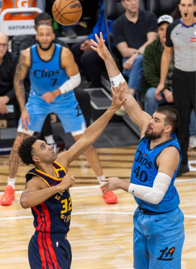 季前賽打完！西部實(shí)力一目了然：3支S級、2支A級！