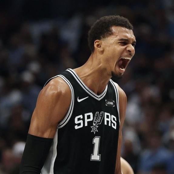 克星來襲，馬刺成本賽季首支雙殺雷霆球隊并送對手賽季最大分差失利