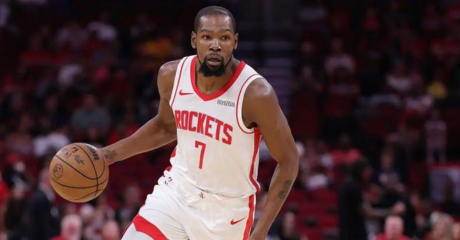 登哥的欣賞水平，讓人一言難盡！沒毛病，桃園三兄弟也是二哥最先掛