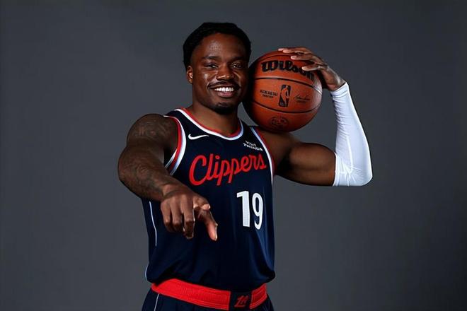 出人意料！快船裁掉多名年輕球員并且給鋒線新星提供了雙向合同？