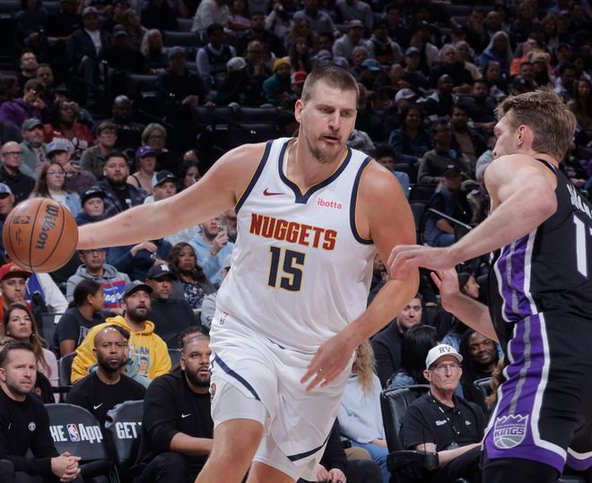 掘金5连胜！威少14分8板11助拼尽全力，约基奇爆发，国王首发低迷