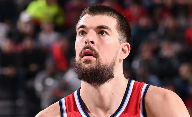 祖巴茨才是快船最大毒瘤！傷停后倫納德科林斯齊爆，防守也變好了