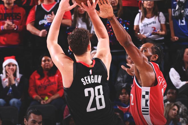 慘敗20分！面對西部倒數(shù)前五，五連?。』鸺牭降自诟墒裁?？