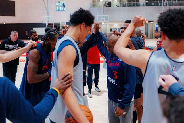 快船好消息！揭幕戰(zhàn)全員健康，小卡哈登出擊，全新首發(fā)沖開門紅