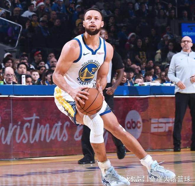 勇士完勝！庫里23+4歷史第四，狀元2+6濃眉傷退，新援爆發(fā)立大功