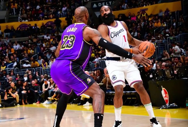 5520萬超級頂薪！從MVP到邊緣人，哈登也救不了你，或許該退役了