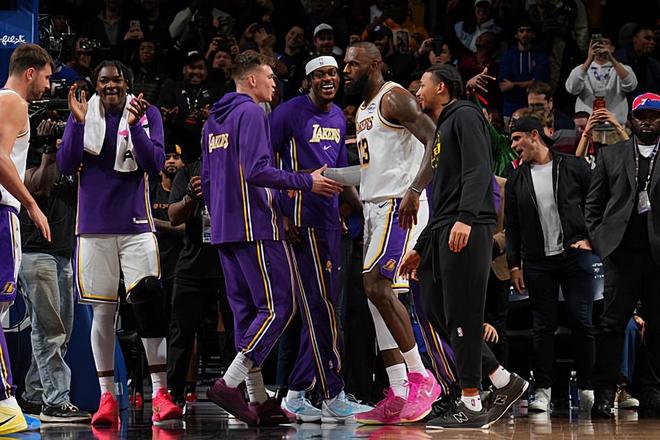 又一次打出了平庸的表現(xiàn)，湖人側(cè)翼新星還是沒(méi)有抓住寶貴的機(jī)會(huì)？