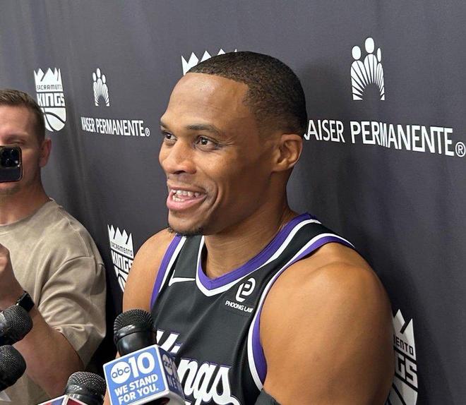 在國王首秀會拿多少分？美媒列出威少在各隊首秀的得分