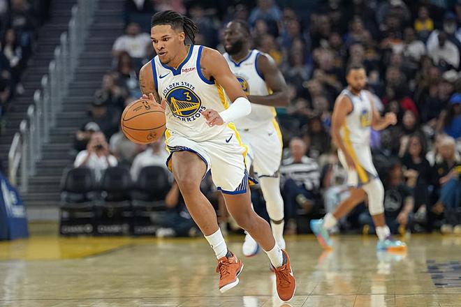 攻防兩端都有著相當(dāng)不錯(cuò)的效果，次輪秀絕對(duì)是勇士的一大發(fā)現(xiàn)？