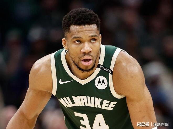 31分+20板，37分+14板！美媒討論MVP話題時，不該忽略字母哥