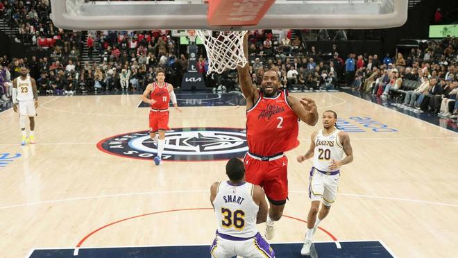 快船隊(duì)倫納德試圖在更衣室里開(kāi)玩笑說(shuō)自己很生氣，結(jié)果卻弄巧成拙