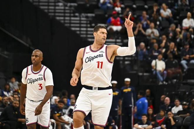 還有很多油！37歲的洛佩斯，快船的爭冠拼圖？