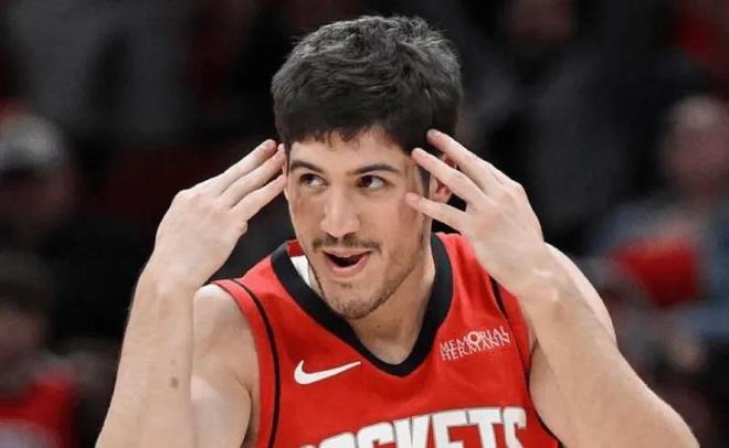 火箭122-115雄鹿迎3喜1忧！谢泼德+卡佩拉展效果，乌度卡查漏补缺